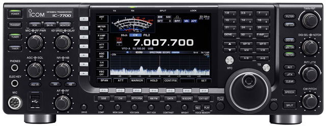 IC-7700 front panel