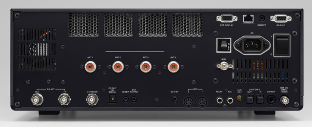 IC-7700 rear panel