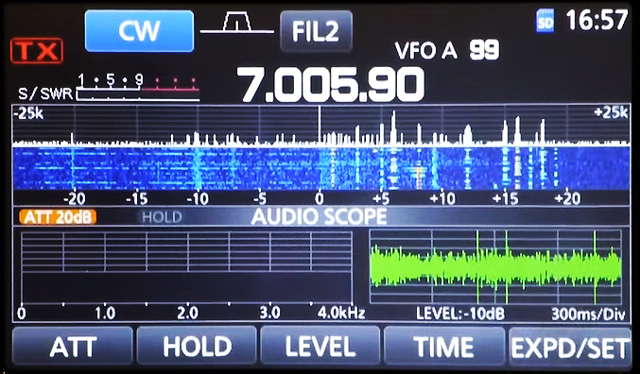 Audio spectrum analyser/oscilloscope screen. Courtesy I0GEJ.
