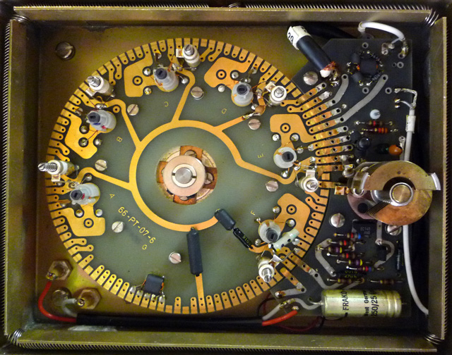 The RF tuner of the Radiometer AFM2 modulation meter. Image: VA7OJ.
